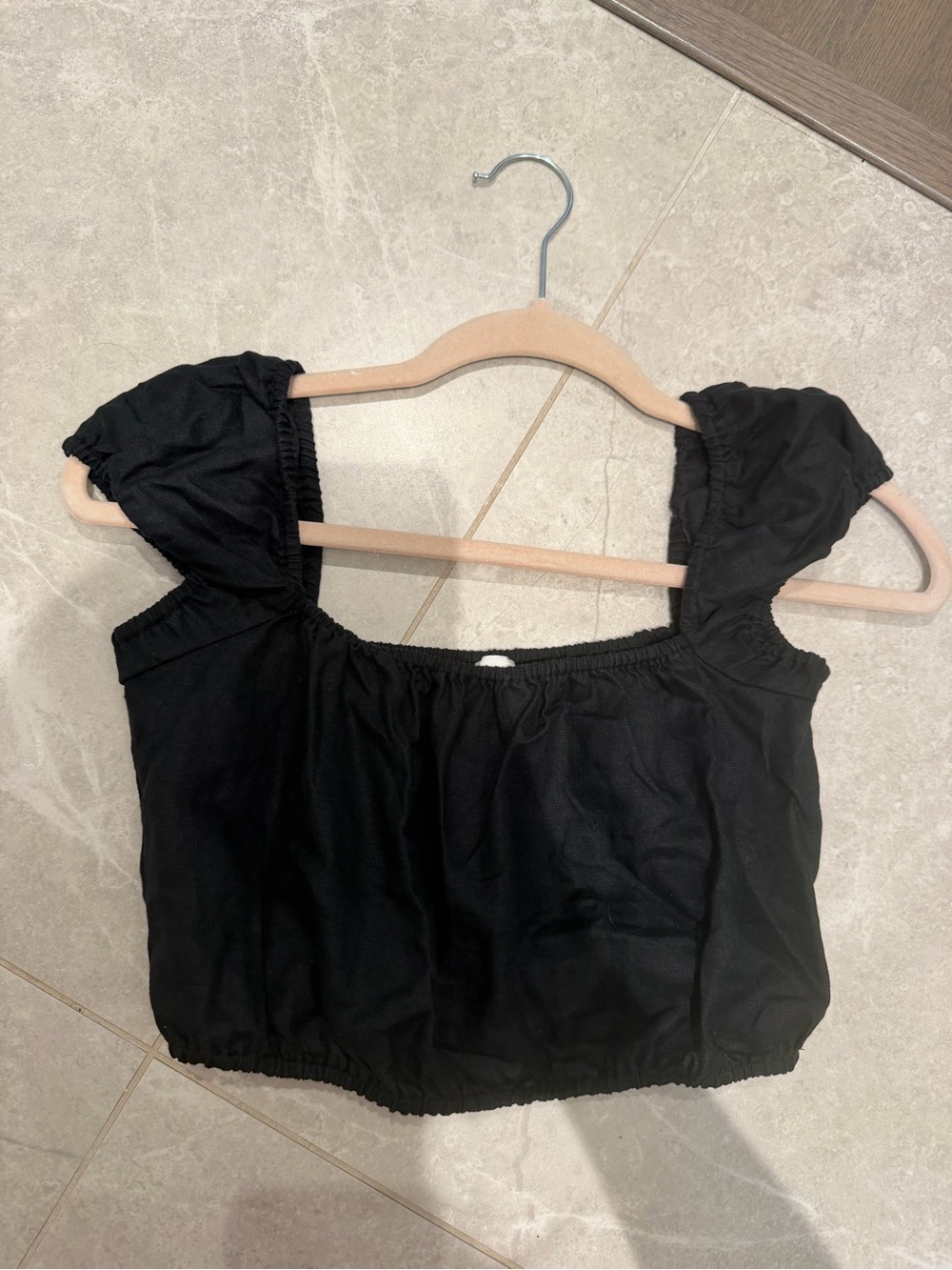 Aritzia crop linen top